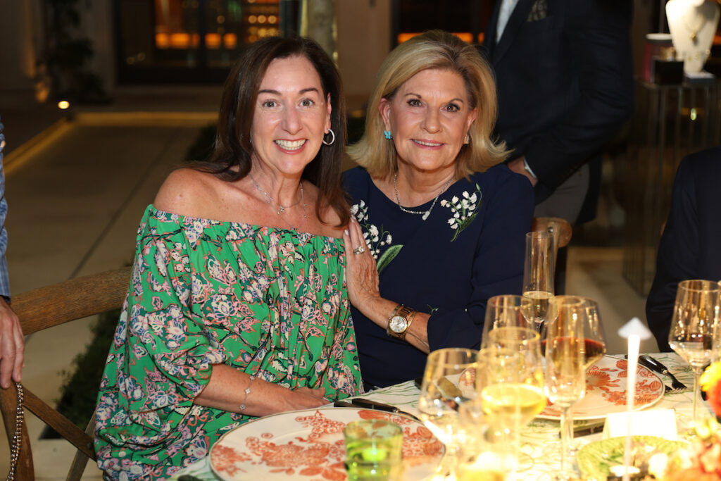 Amalia Stanton, Rosanna Blalock at the Memorial Herman Foundation dinner.(Photo by Priscilla Dickson)