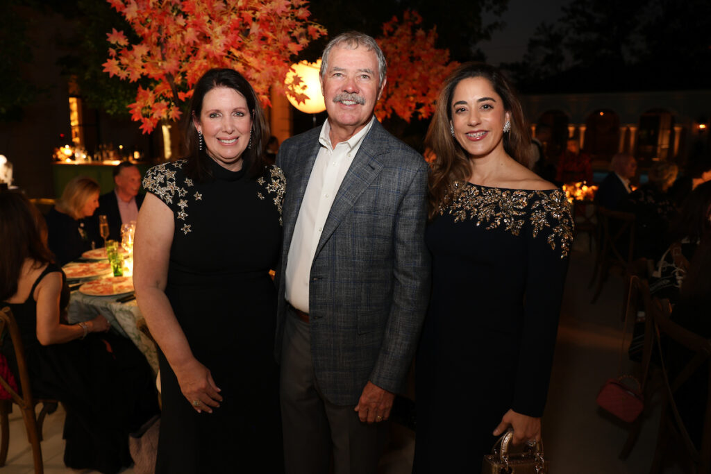 Julie & Gary Roberts, Kristina Somerville at the Memorial Herman Foundation dinner. (Photo by Priscilla Dickson)