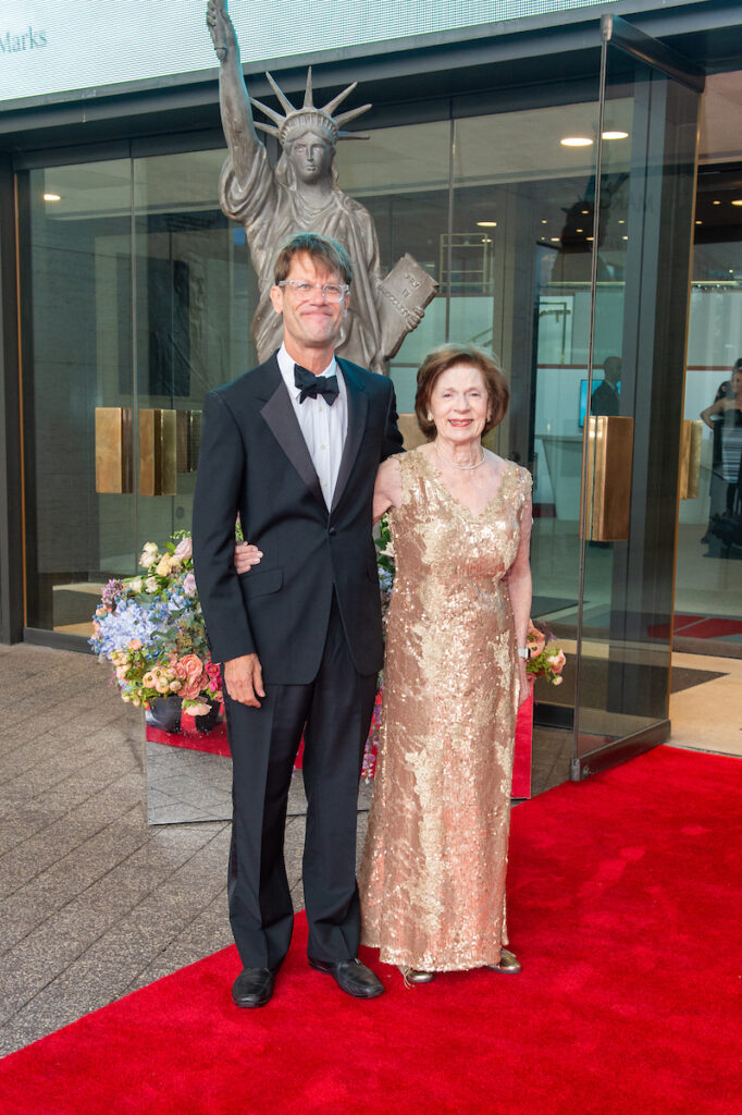 Steve Marks, gala chair Mary Lynn Marks at the Houston Symphony Opening Night dinner at Corinthian Houston.  (Photo by Thomas Champbell)