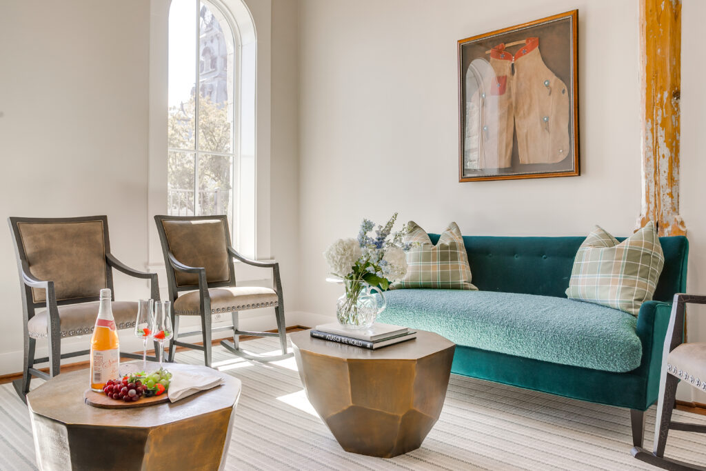 Guests at Nutt House Hotel will enjoy the common area upstairs with its tea and coffee service.