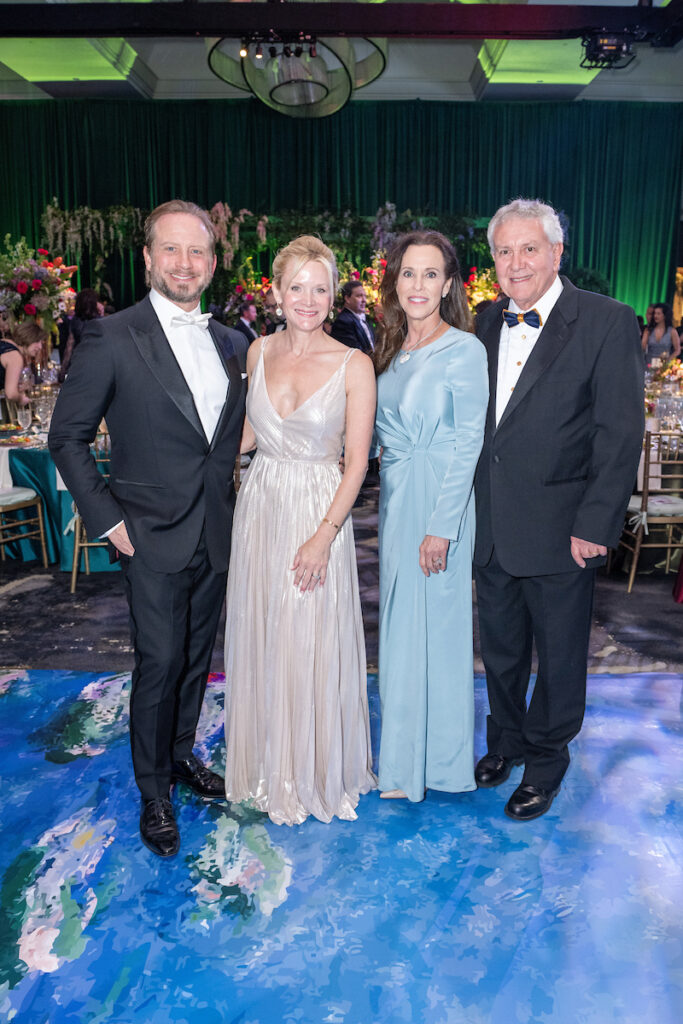Eric & Lisa Lindsey, Joan & Bob Duff at the Houston Symphony Ball. (Photo by Jacob Power)