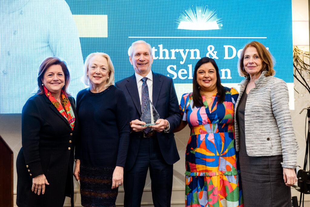 Lori Sherman, honorees Cathryn & Doug Selman, Tiffany Cuellar Needham, Deborah Cannon at the Teach for America luncheon. (Photo by Hung L. Truong)