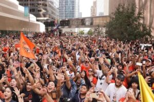 Houston Astros World Series parade crowd 2022
