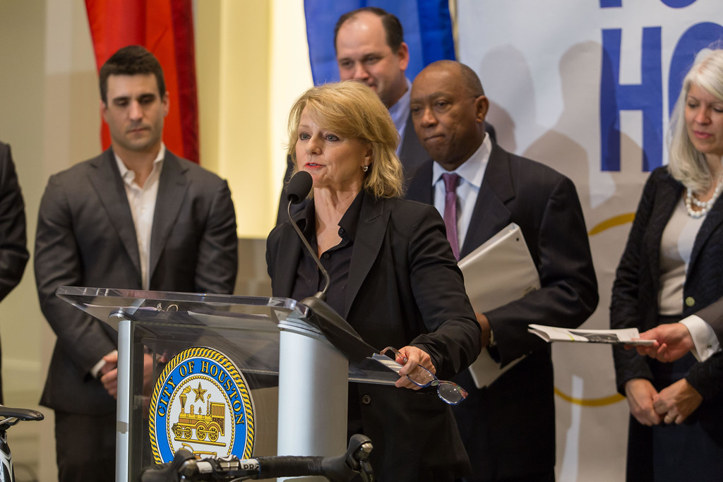 Susan Christian, Mayor Sylvester Turner at the City of Houston Apache Tour de Houston bicycle ride news conference at City Hall in 2016. (photo by Donna Carson)