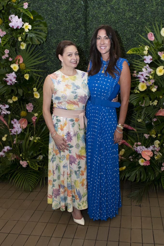 Dec My Room North Texas Area Director Heather Smith with Julie Lechty, who accepted the Celebrate Flight Award on behalf of her late daughter, Ellison Leichty (Photo by Tamytha Cameron Photography)