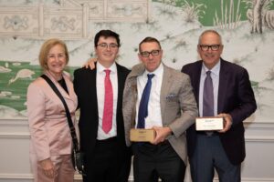 Diane Krueger, Gavin Johnson, Jason Johnson, Ray Krueger 01-min