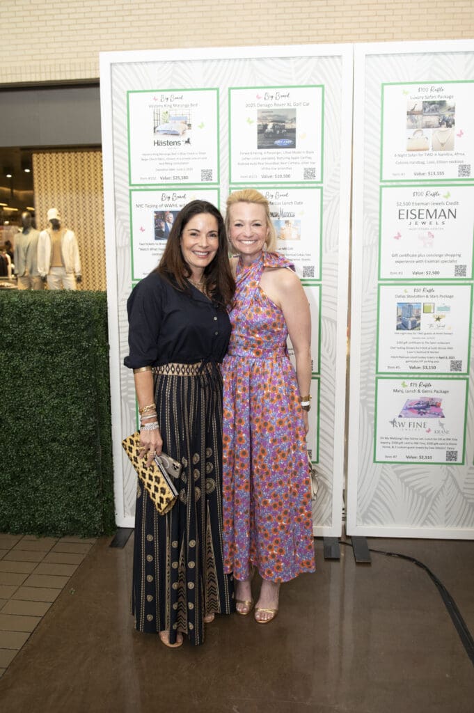 Paige Westhoff and Cynthia Everitt (Photo by Tamytha Cameron Photography)