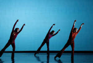 Houston Ballet soloists Bridget Allinson-Kuhns and Jacquelyn Long with demi soloist Natalie Varnum in Stanton Welch’s “Sparrow” (Photo by Amitava Sarkar. Courtesy Houston Ballet.)