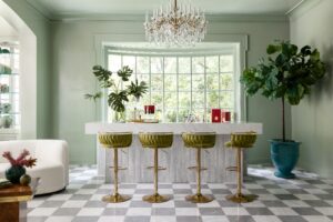 1069 Kirby Drive_Custom lounage_credit Laurie Perez