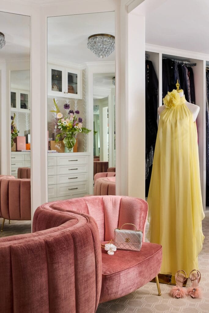 Dressing room at 1069 Kirby Drive (Photo by Laurie Perez)