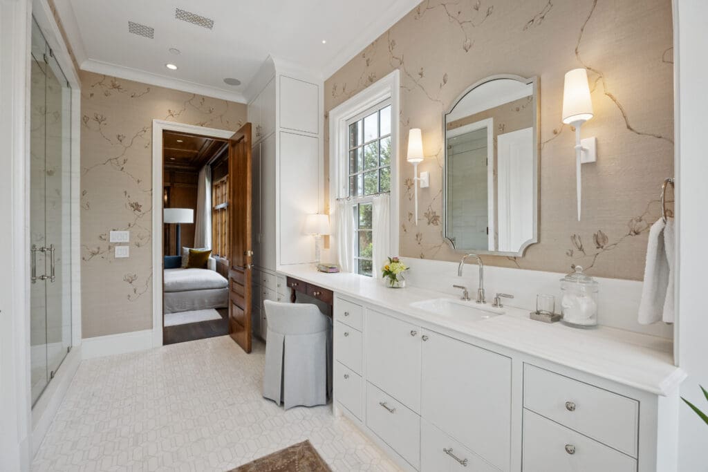"Her" primary bathroom (Photo by Full Package Media / Compass)