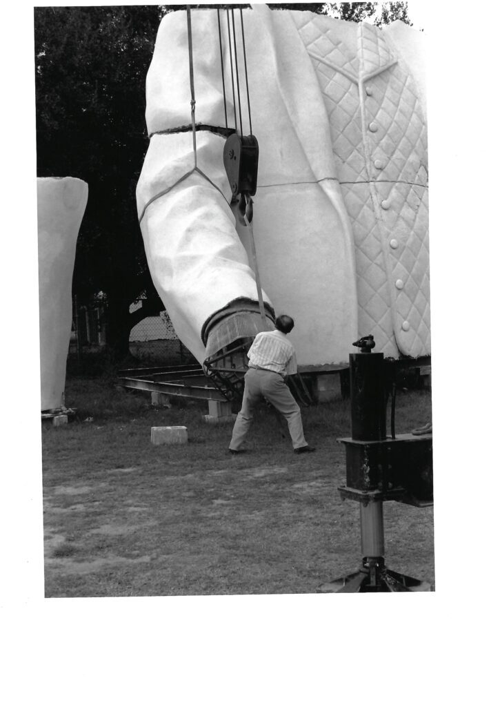 David Adickes constructs part of 67-foot Sam Houston in Huntsville