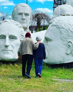 David Adickes with life partner Linda Wiley at the Nance Street Studio–courtesy photo SpotOn Public Relations