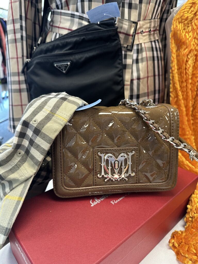 Burberry makes a splash in the Blue Bird Circle Couture Boutique