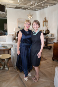 Donna Lewis, Meredith O'Donnell