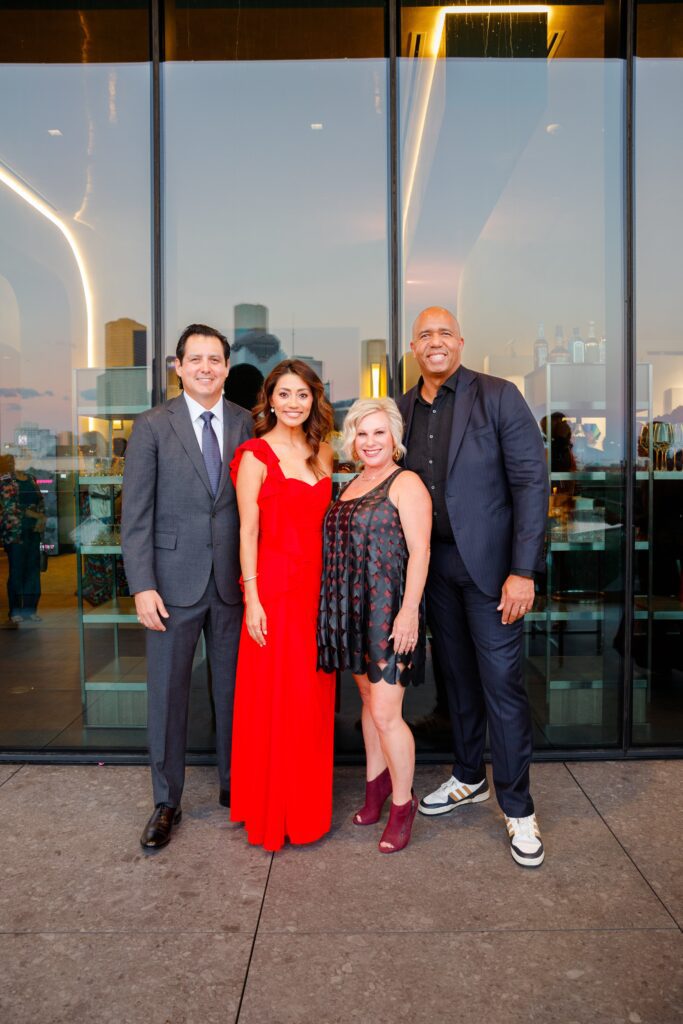 Sergio Selvera & Rita Garcia, DeAnn & Michael Carr at Houston Arts Alliance 2025 Gala: Luminescence  (Photo by Liz Silva Photography)