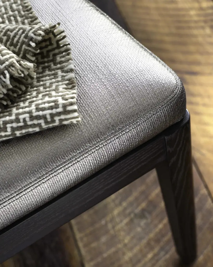 Metallic Gloss on Dennis Miller Bench, Ita Throw 3