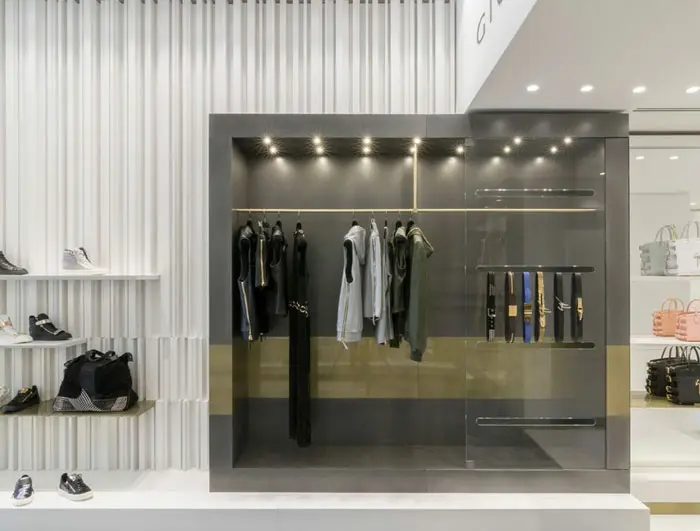 Giuseppe Zanotti, Highland Park Village