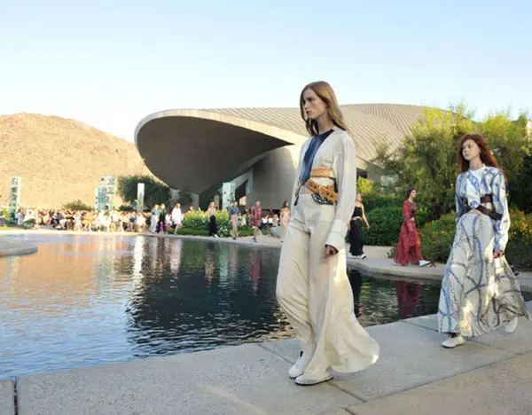 Ghesquière Does Desert Chic for Louis Vuitton Cruise 2016