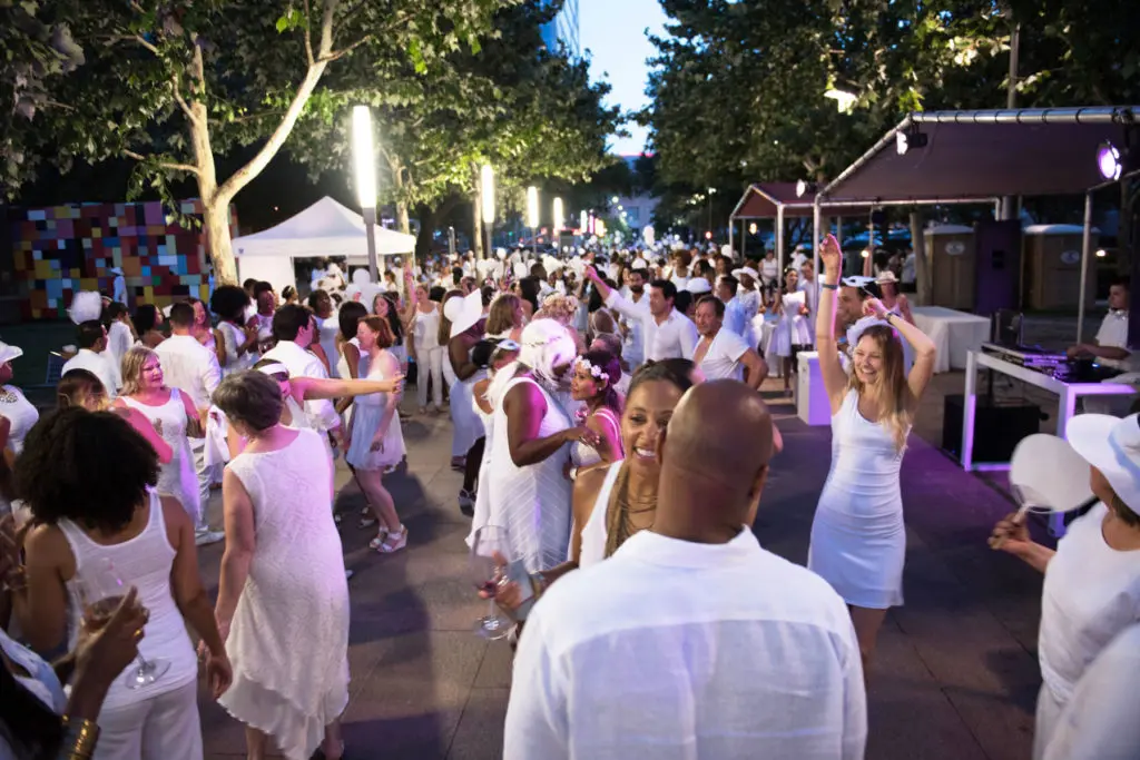 All White Affair: Le Dîner en Blanc *Pop-up Dinner Makes Houston Debut