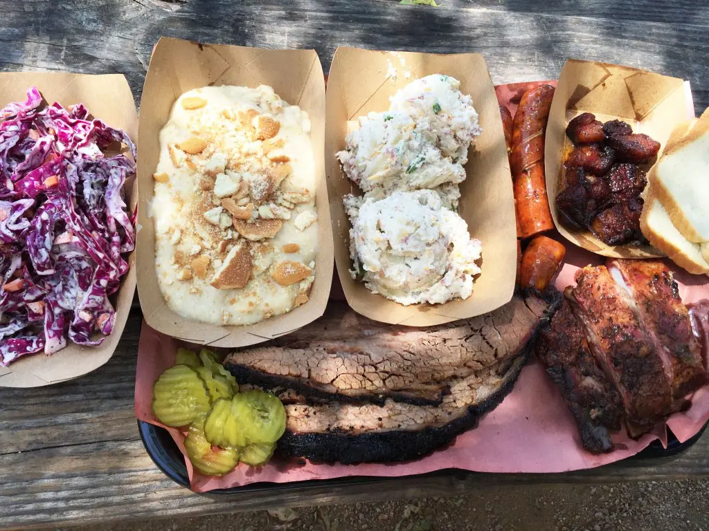 Hot Barbecue: Modest Fort Worth Trailer’s Quickly Becoming a Destination Spot