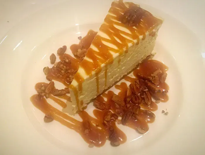 Del Frisco's also offers a butterscotch cheesecake as a third-course option. 