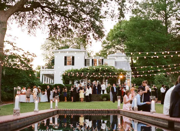Perfect Housewarming Gifts: Don’t Show Up to the Party Empty-Handed
