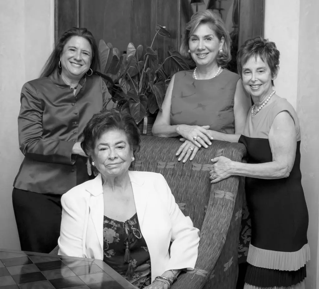 A Deep Thinker’s Party: Celebrity Talkers, Social Stars, Houston’s Most Dynamic Mother-Daughter Duo & More