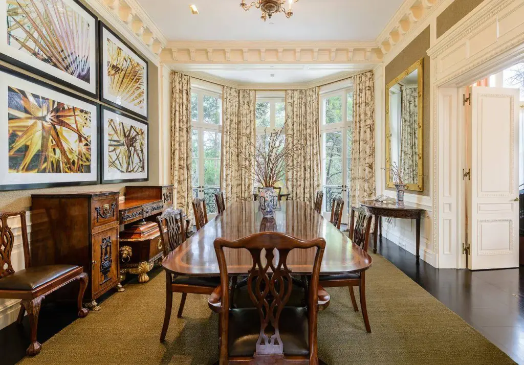 The most expensive mansion in Texas has a mere 17 bathrooms and historic touches that date back to 1938.