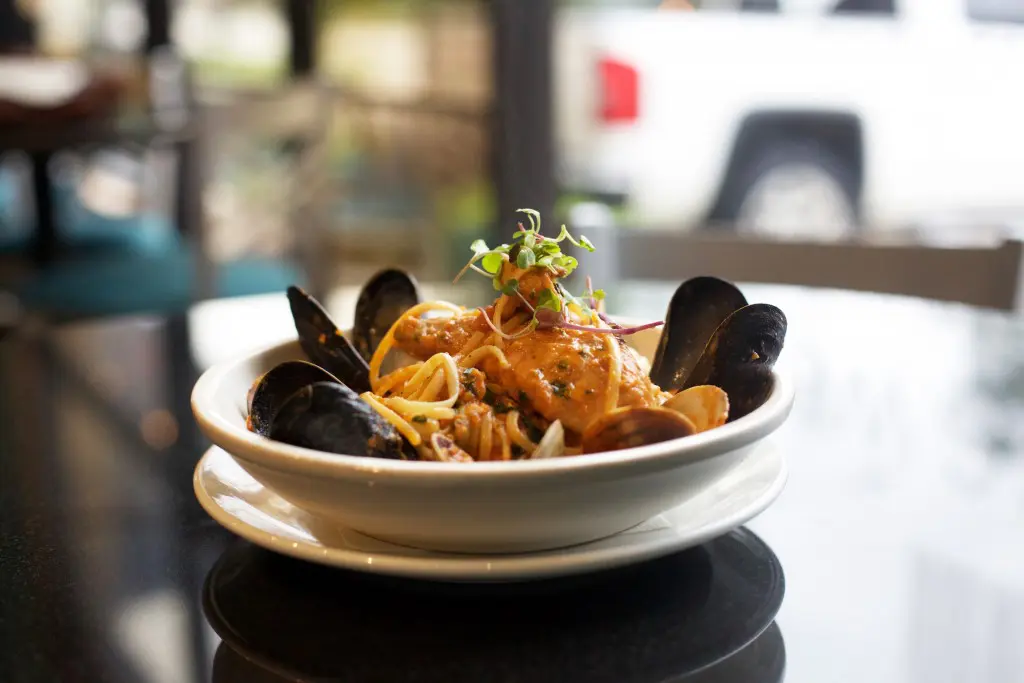 Fulfill your seafood craving with Glass Wall's seafood linguini. (Photo by Jordan Vasquez) 