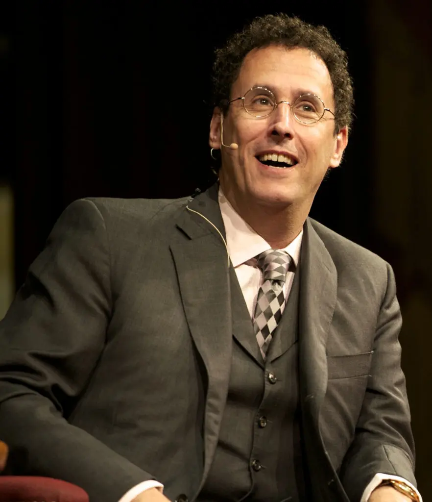 Groundbreaking Celebrity Playwright Headed to Houston for a Big Night: It’s Angels, Pulitzers and Inprint