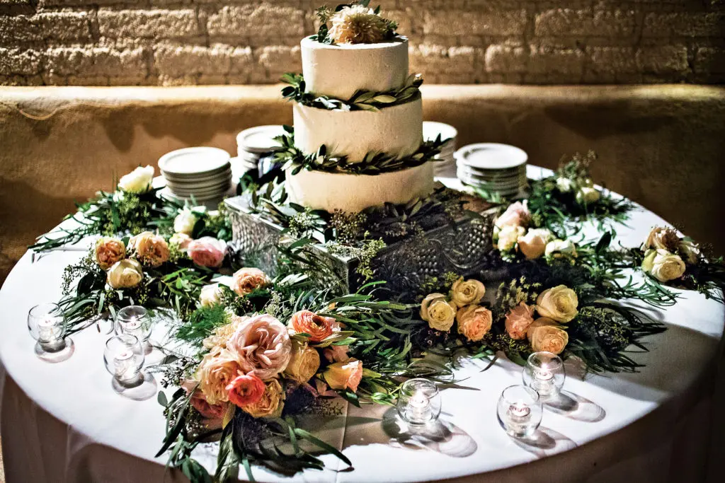 The Best Wedding Cakes & Caterers In Houston: A Curated Guide to the Top Wedding Food Picks