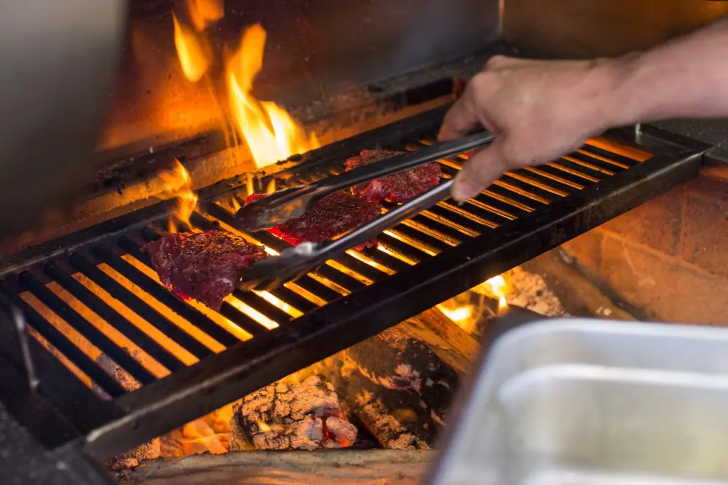 Mesquite imparts great flavor to this sirloin. (Photo by Andy Hemingway)