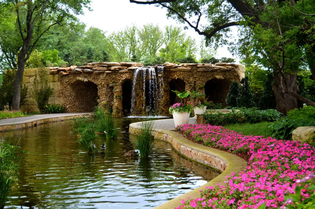 Dallas’ Endless Garden Takes Over May: Special Events Galore Turn the Arboretum Into the City’s Hotspot