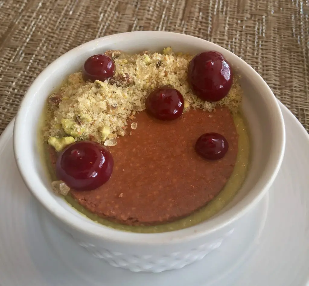 An Oft-Debated Houston Restaurant Fights the Liquid Nitrogen Trend With a Killer New Dessert: Call It a Comeback