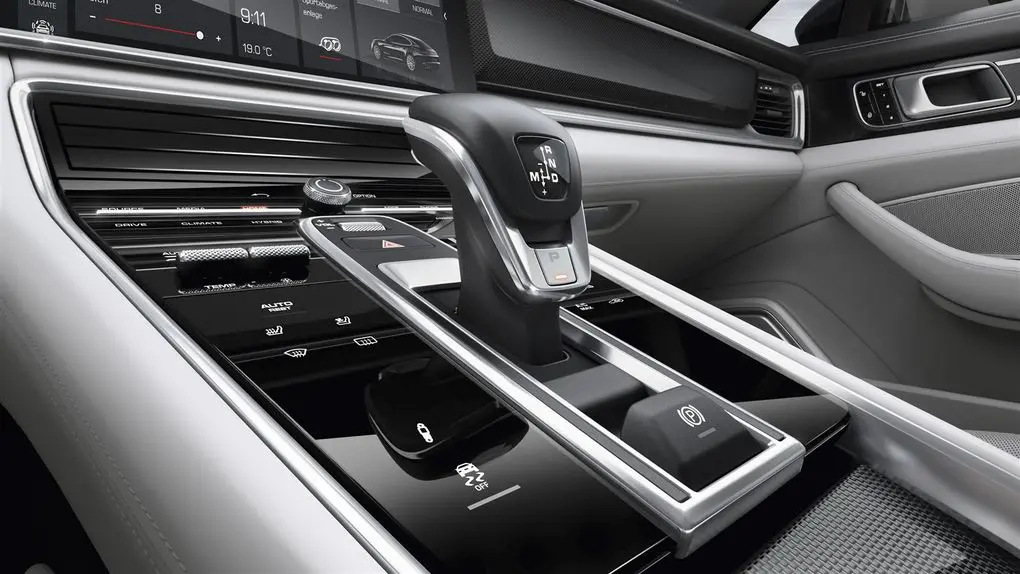 Porsche's eight-speed dual-clutch PDK transmission is at your fingertips.