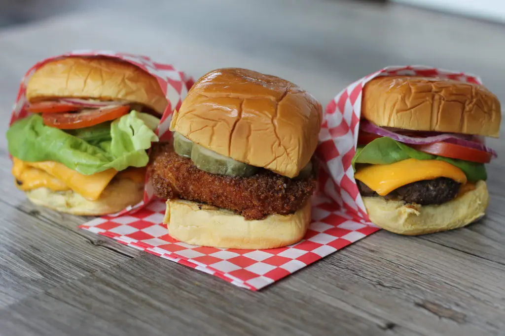 Houston’s Newest Burger Restaurant Defies the Backyard Trend: A Top Chef Hits ‘Em With a Secret Sauce
