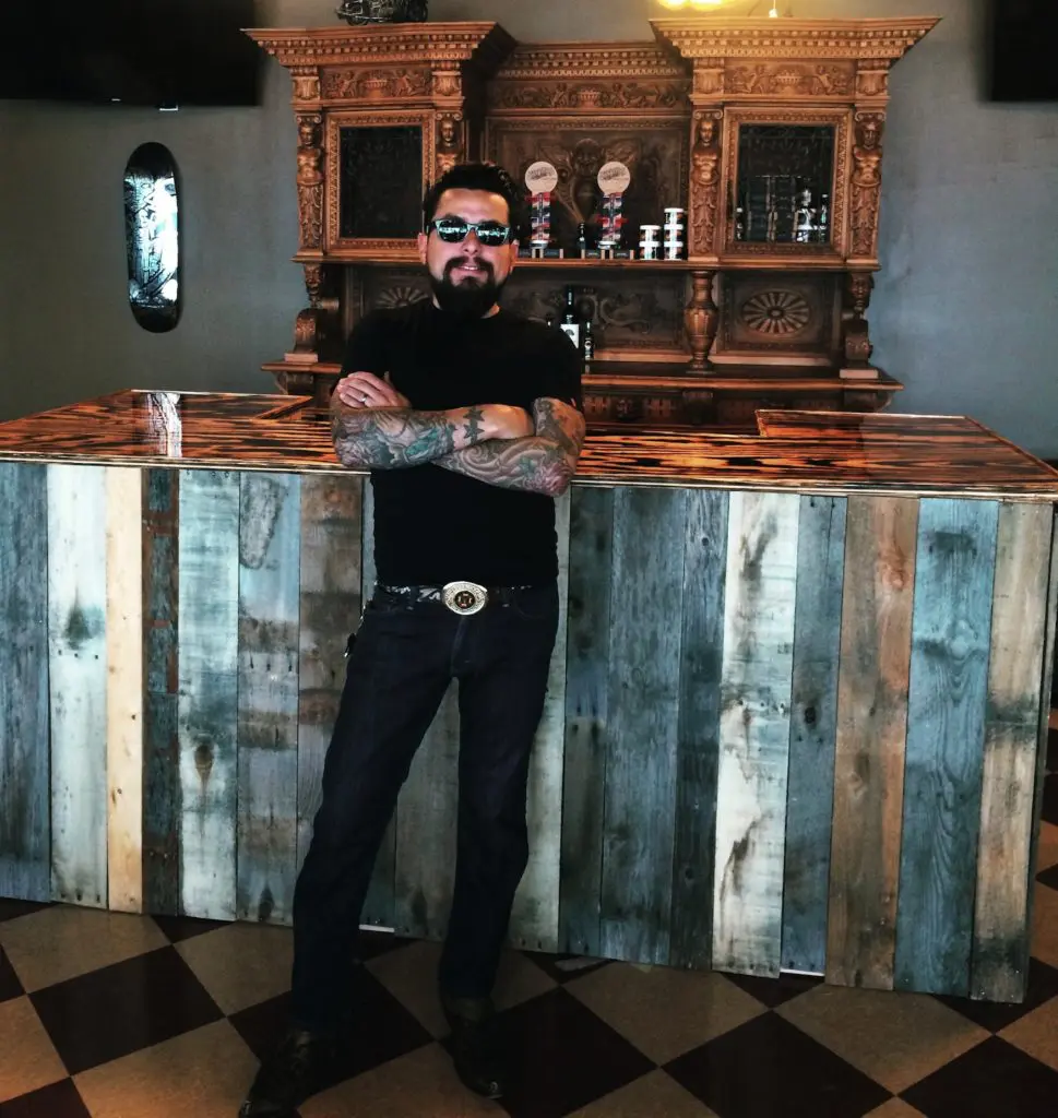 Dallas’ Ultimate Man Cave: A Trendy Barber Shop Creates a Cool New Boys Club