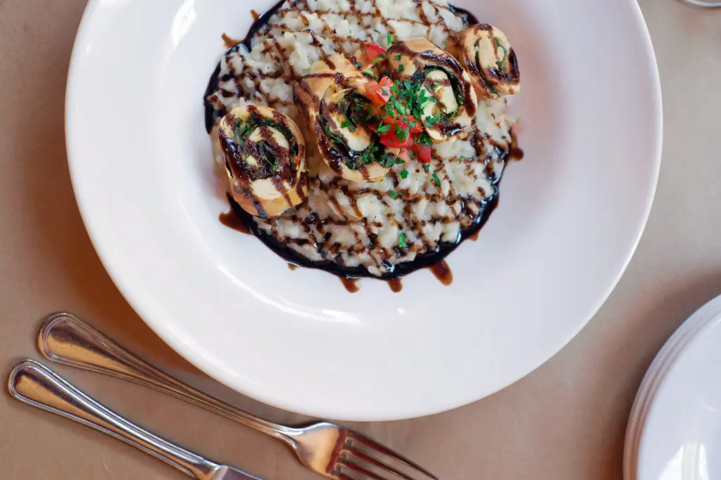 Risotto is Taverna's specialty. Try the risotto al pollo e balsamico, which is crafted with chicken and fontina and topped with a vegetable rollatini and balsamic glaze. 