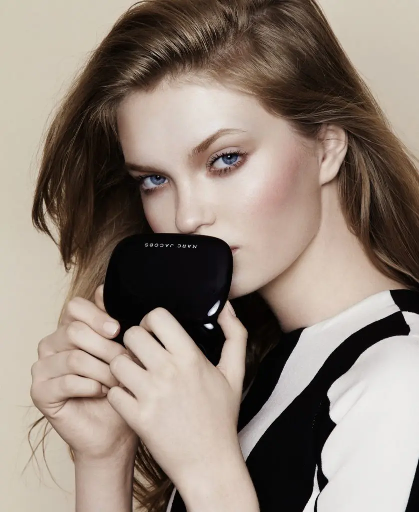 America’s Next Supermodel? A Strikingly Beautiful Dallas Teen Proves That Even a Cutting-In Lady Gaga Can’t Stop Her