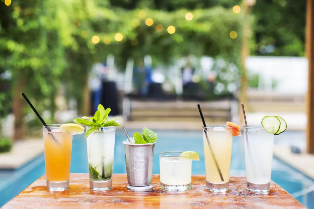 A New Cocktail Delivery Service Brings the Party to You: Mobile Mixologist Tutors Swirl Into Texas