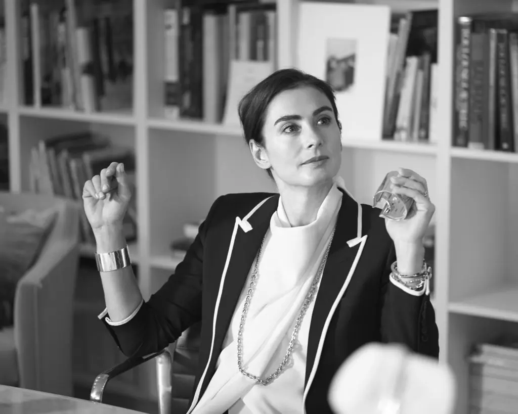 Tiffany’s Reinvents Itself for the Selfie Age: Holly Golightly Doesn’t Have Breakfast Here Anymore — But Fashion Bloggers Do