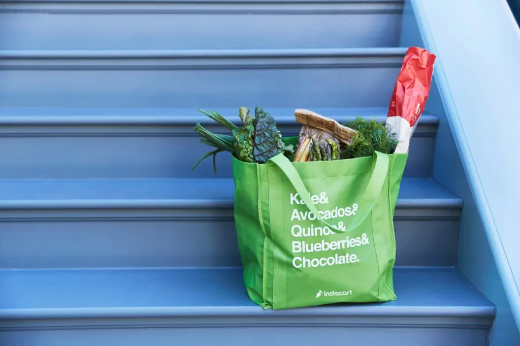 Instant Grocery Delivery Becomes a Thing in Texas: Whole Foods, Central Market and More In 60 Minutes