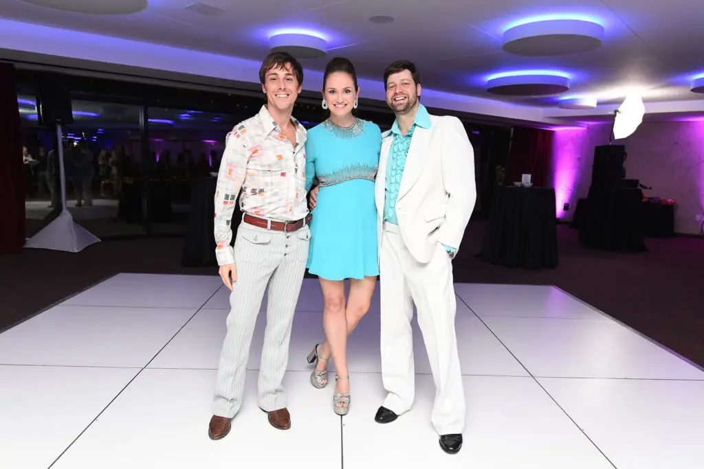Houston’s Hottest Young Professionals Break Into ’70s Style for This Downtown Theatre Reopening
