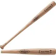 Accessorize as only Beyonce can with a Louisville Slugger. Stay away from cars, though. 