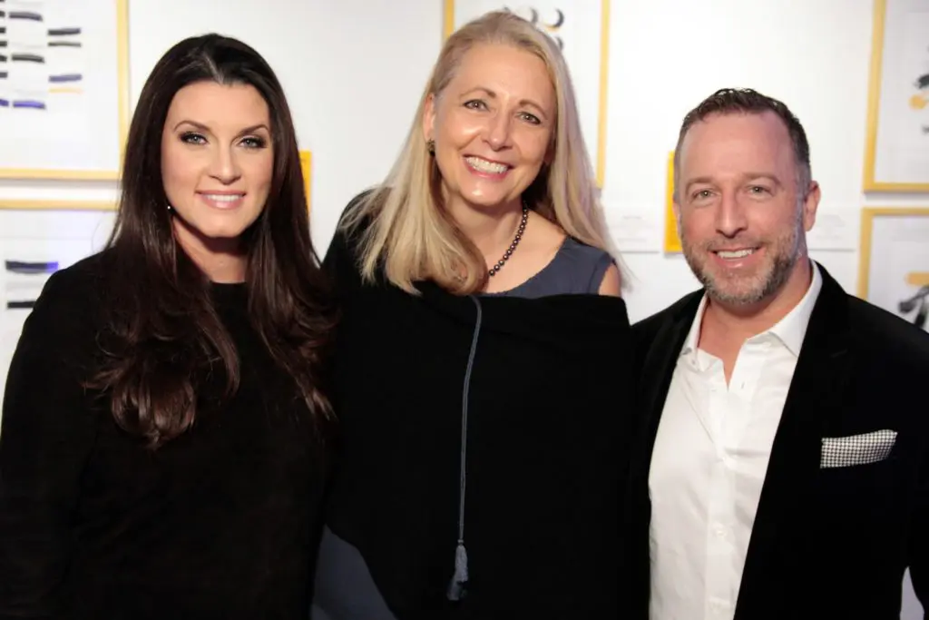 Record-Breaking Art Party Raises $330,000 With a Live Auction to Remember