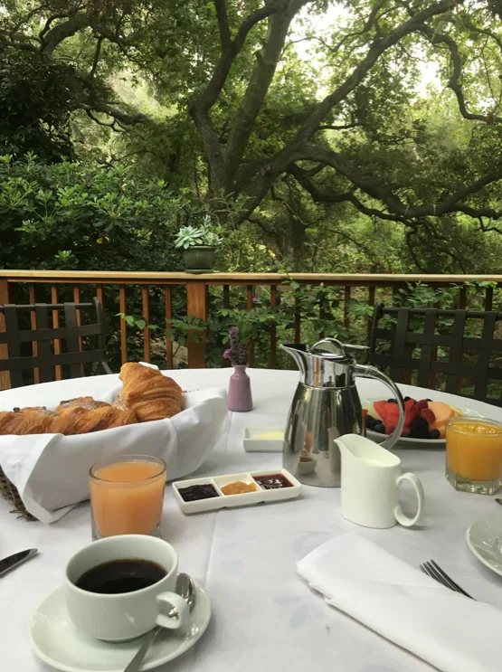 Breakfast on the terrace of Oak Grove Cottage