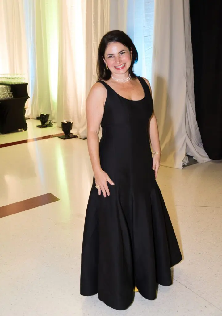 Claudia Casbarian