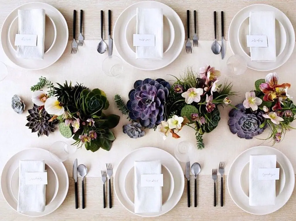 11 Perfect Presents for Any Hostess: A Homey Holiday Gift Guide