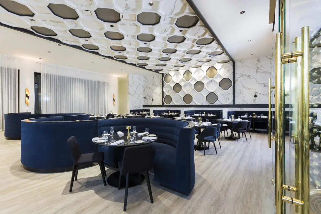51fifteen Restaurant 